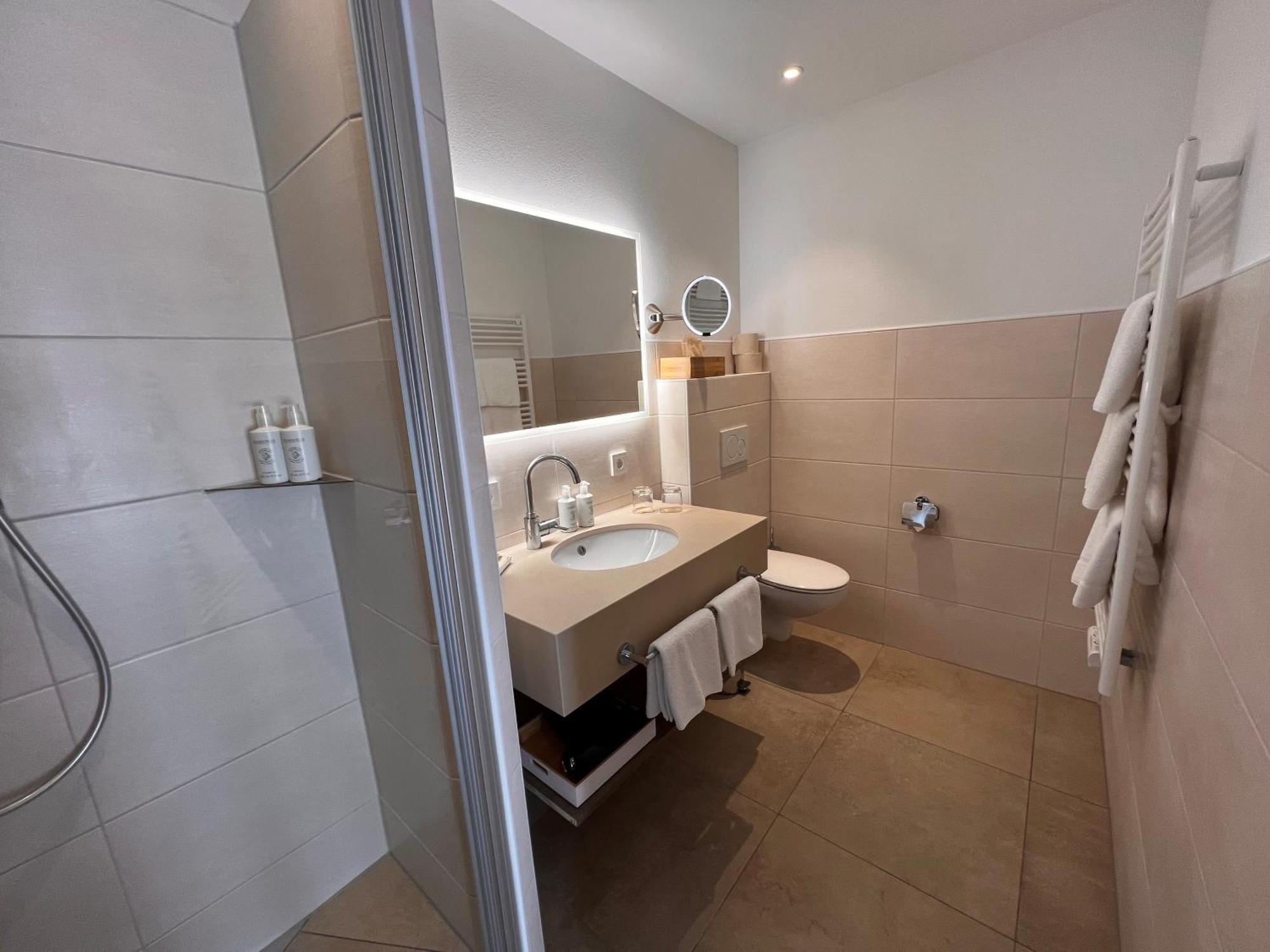Adler Haeusern Gourmet & Spa Hotel Kültér fotó